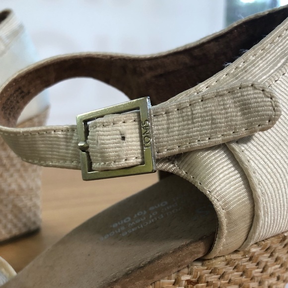 Tom’s White Lace Wedding Open Toe Wedge Sandals - Picture 5 of 7